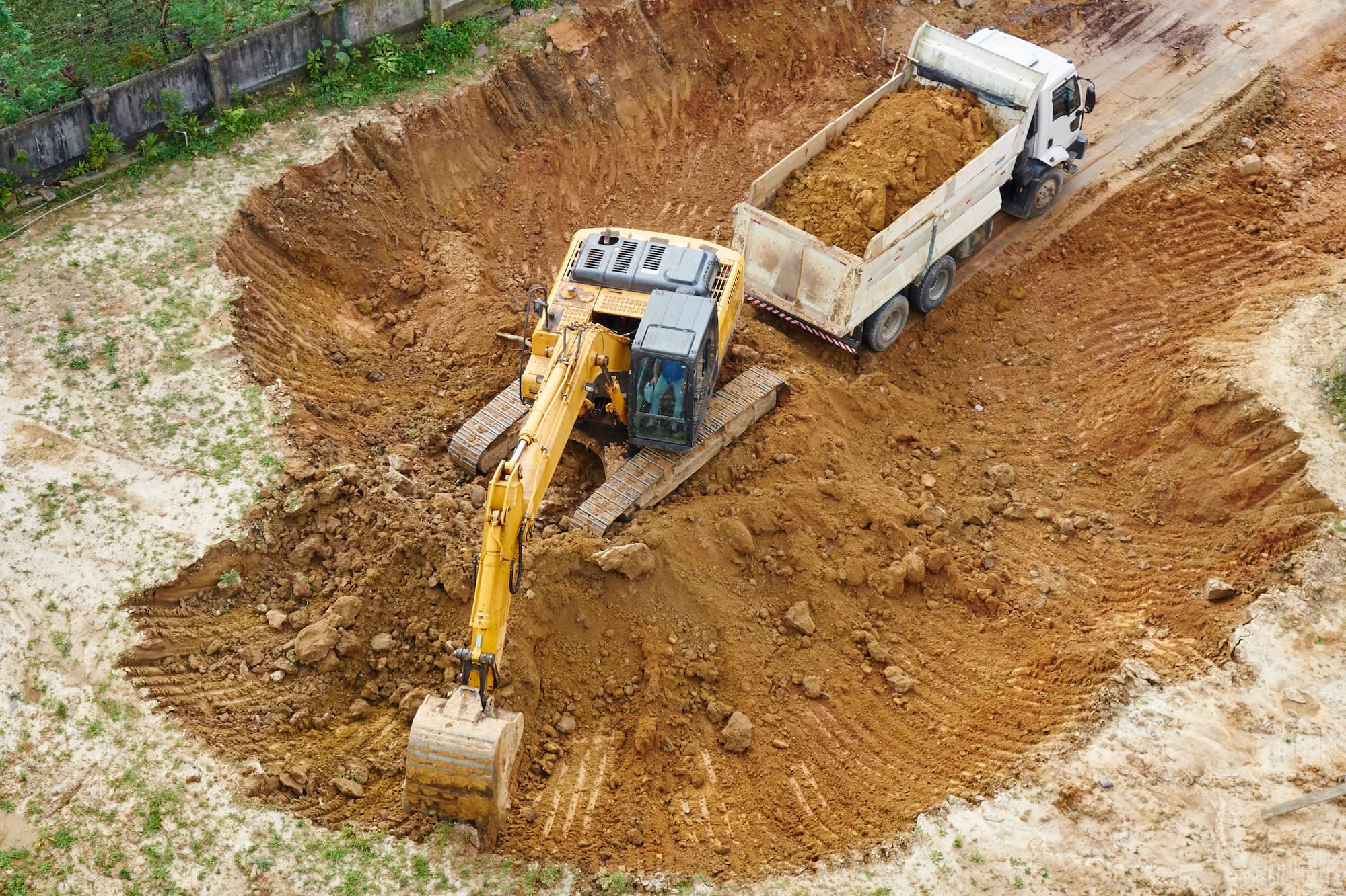 Travaux de terrassement et location de bennes pour évacuation des terres à Cernay près de Thann et Kingersheim Belfort